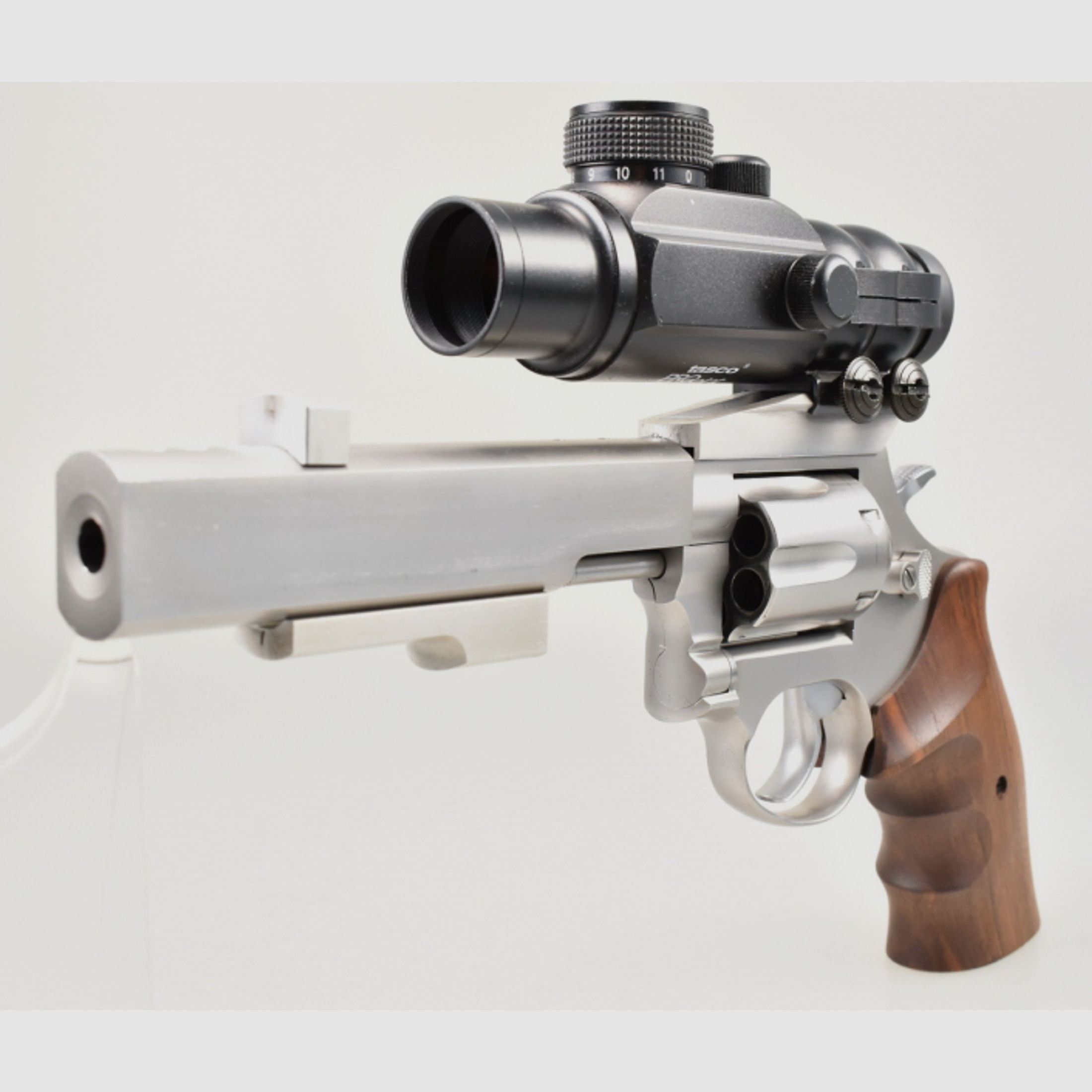 TAURUS M65 Stainless CUSTOM Revolver mit 6" Lauf Kal .357 Magnum , NILL Griff & TASCO Red Dot