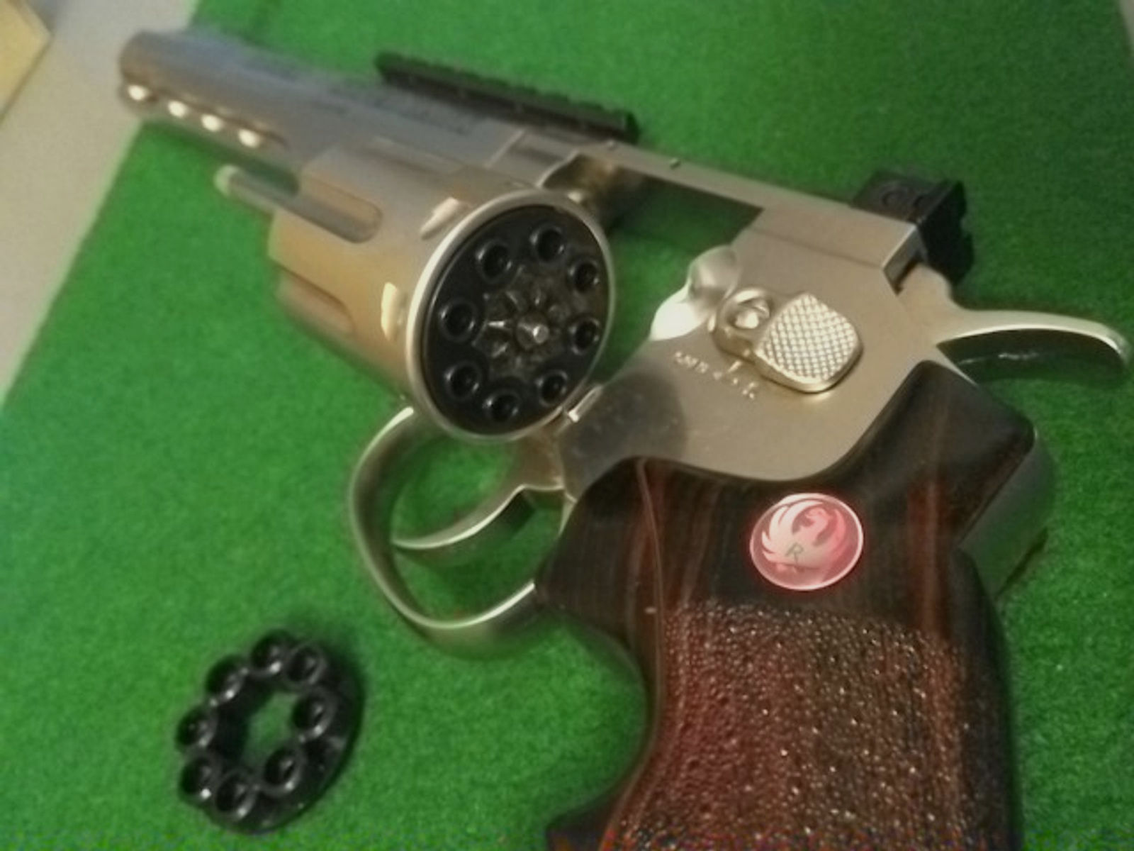 CO2-Revolver Ruger Super Hawk "Stainless" Airsoft