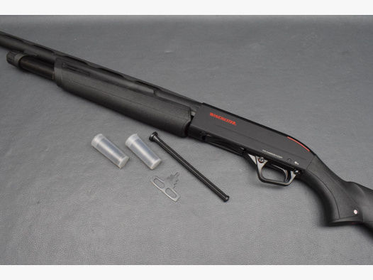 Winchester Repetierflinte, SXP Black Shadow, Lauflänge 66cm, Kal. 12/76 Magnum, Neuware