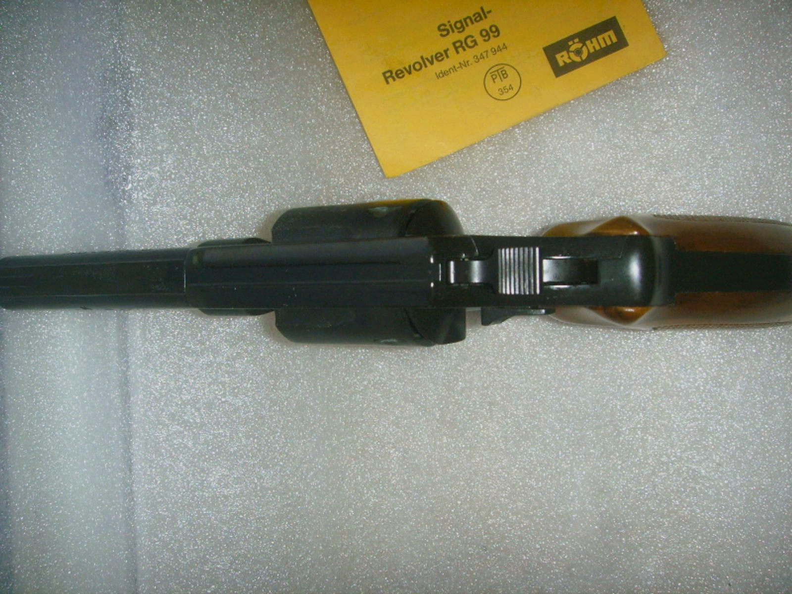 4-Revolver Röhm RG 99 m. orig. Holzgriffschalen * erste PTB 354 = nahezu offener Lauf