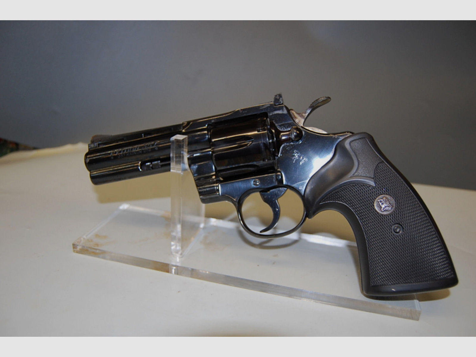 Match Revolver Colt Python Kal .357Magnum 4" Lauf im Bestzustand aus Sammlung