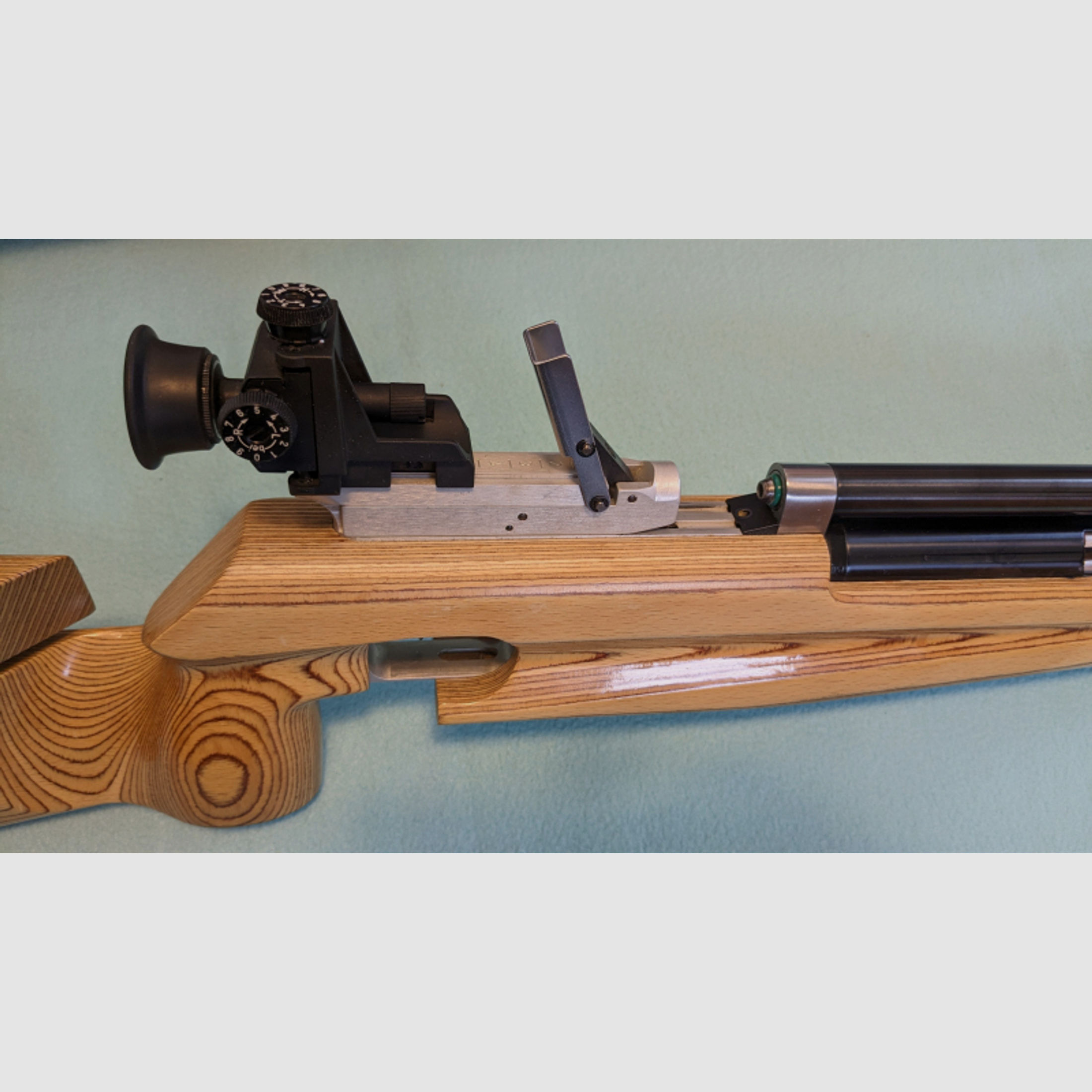 Feinwerkbau FWB 601 rechts LG mit Futteral Cal.4,5mm Matchgewehr Luftgewehr - sehr guter Zustand