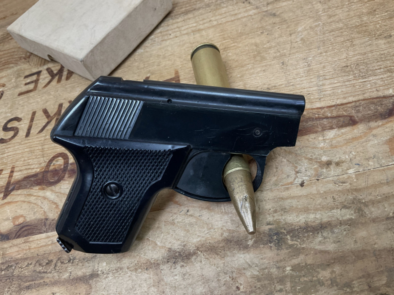SRS Pistole AETNA Mod."G2", Kal.6mm Flob. PTB20-72, original Papiere