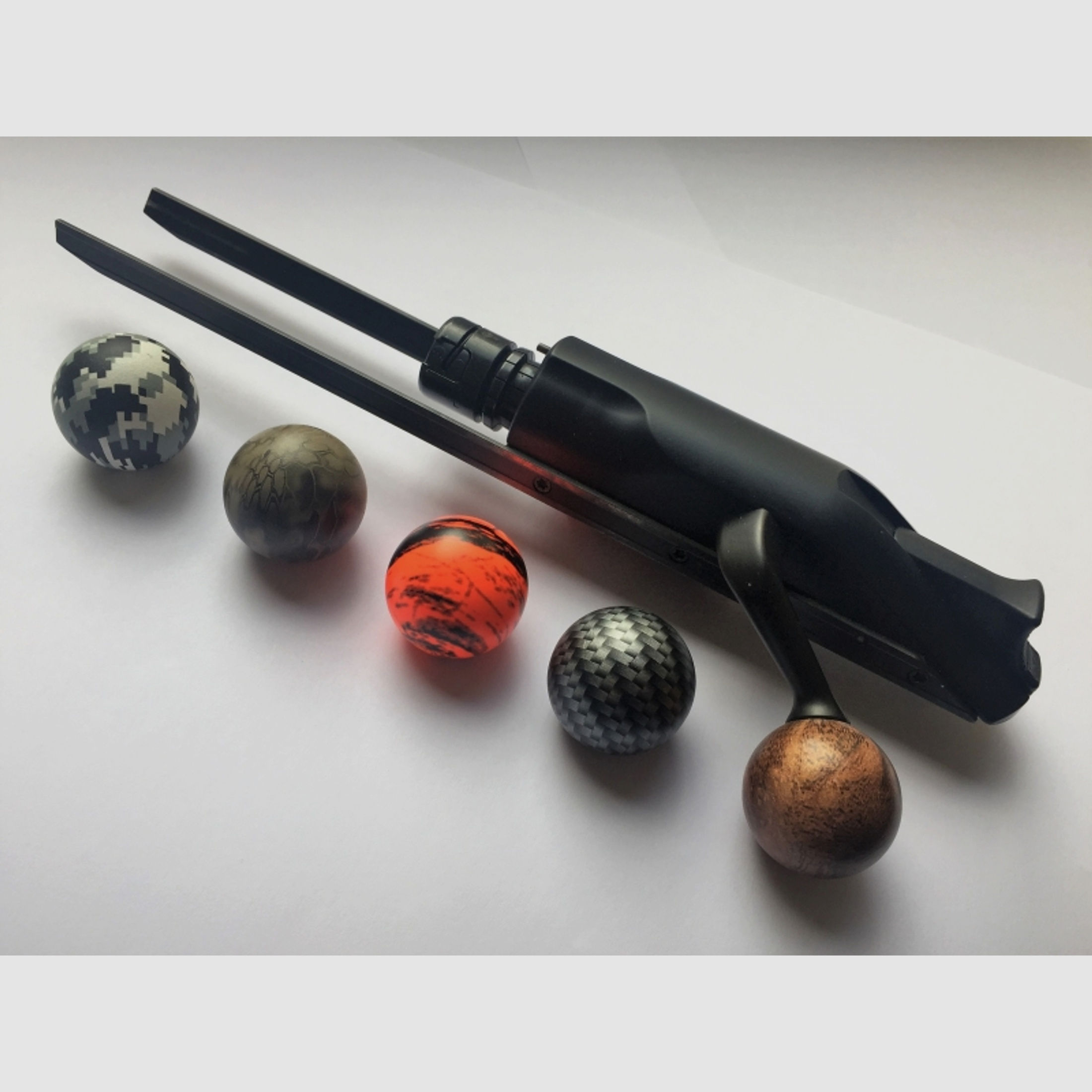 Kammergriffkugel XXL 29mm im Carbon Look, Nussbaum, Kryptek, Orange/schw., für Blaser R93-R8...