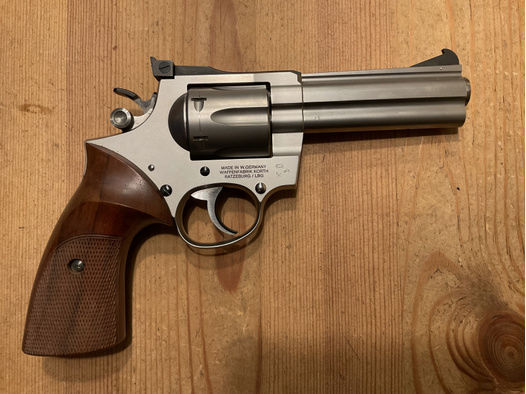 Korth Revolver 4Zoll STAINLESS im Kaliber.357Mag SNR S7701