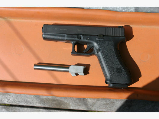 Pistole Glock 17 Cal 9x19 mit 4mm Wechsellauf