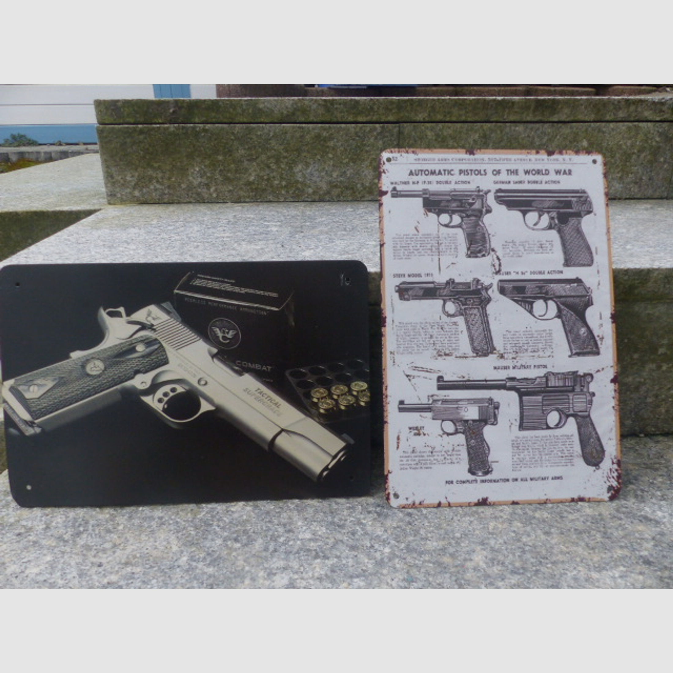 2 Metallschilder 30x20 cm Colt 1911 & Automatic Pistols the World War