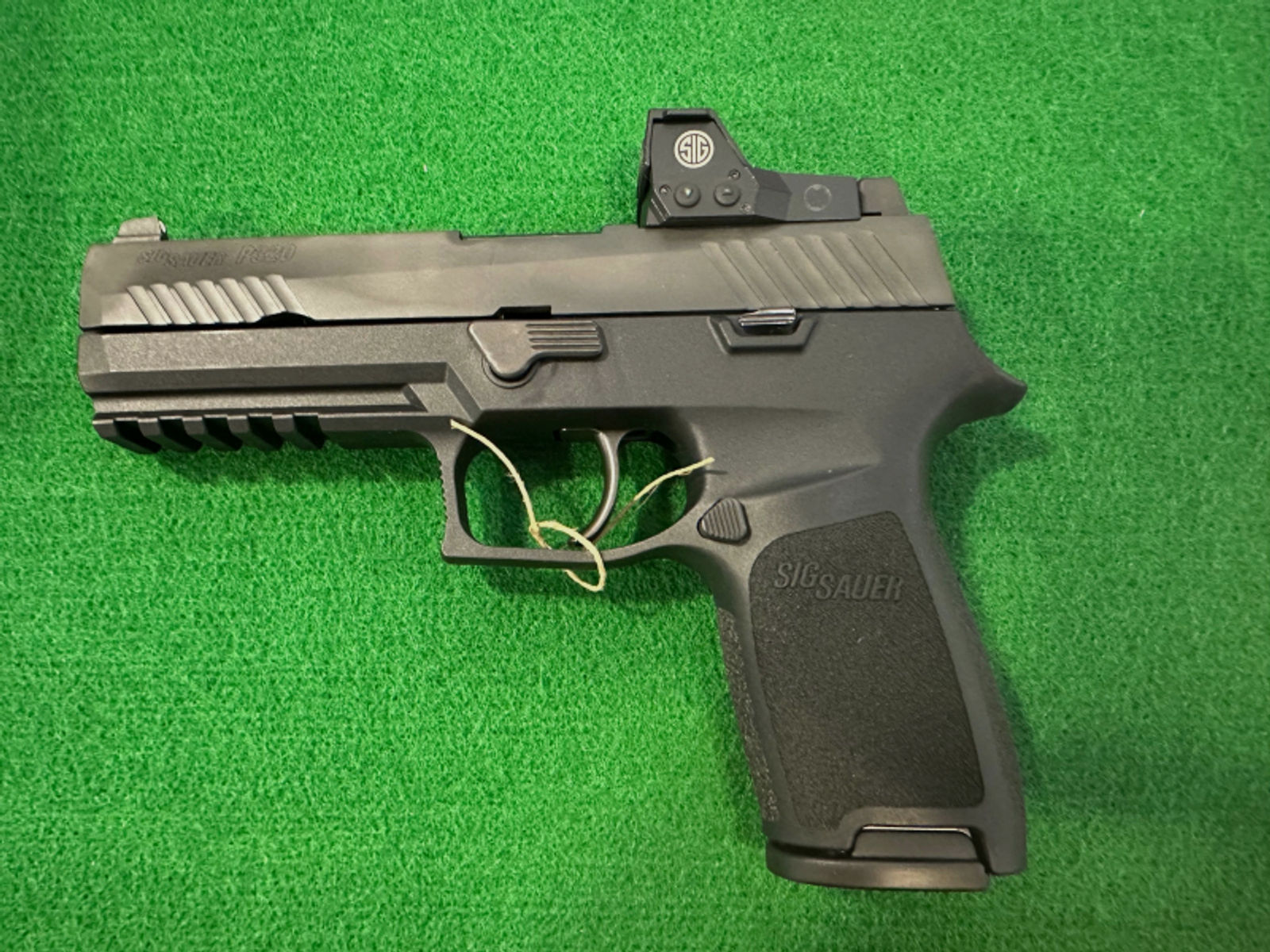 Neue 9mmLuger SIG Sauer P320: RXP Full-Size