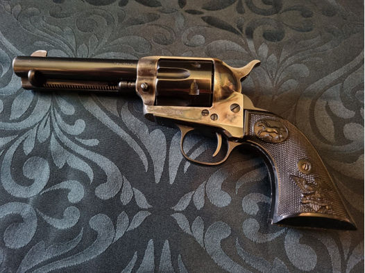 SAA Revolver von Hege Uberti