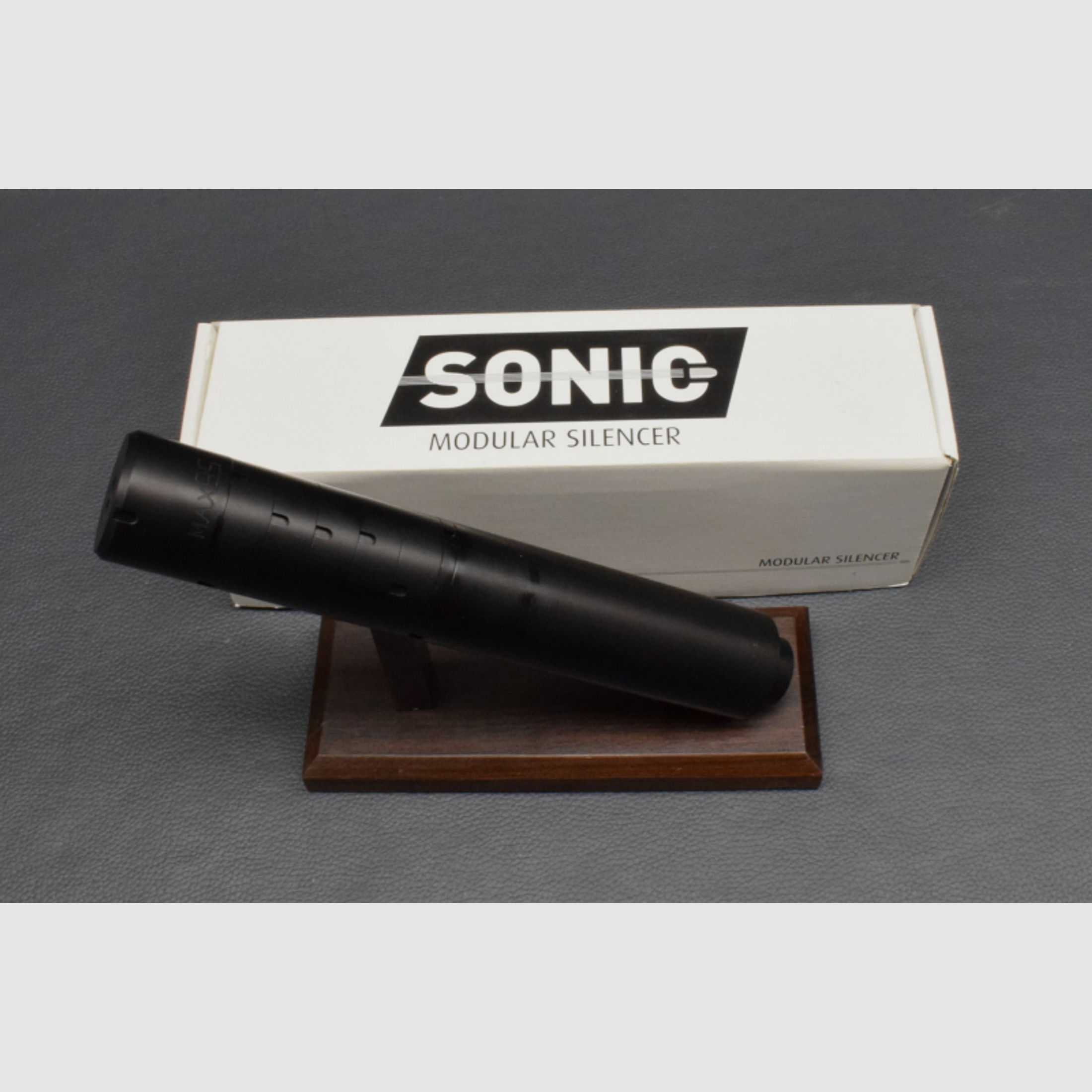 Nielsen Sonic 45 Schalldämpfer, Kal. 9,5mm 5/8x24UNF, Neuware aus Geschäftsauflösung