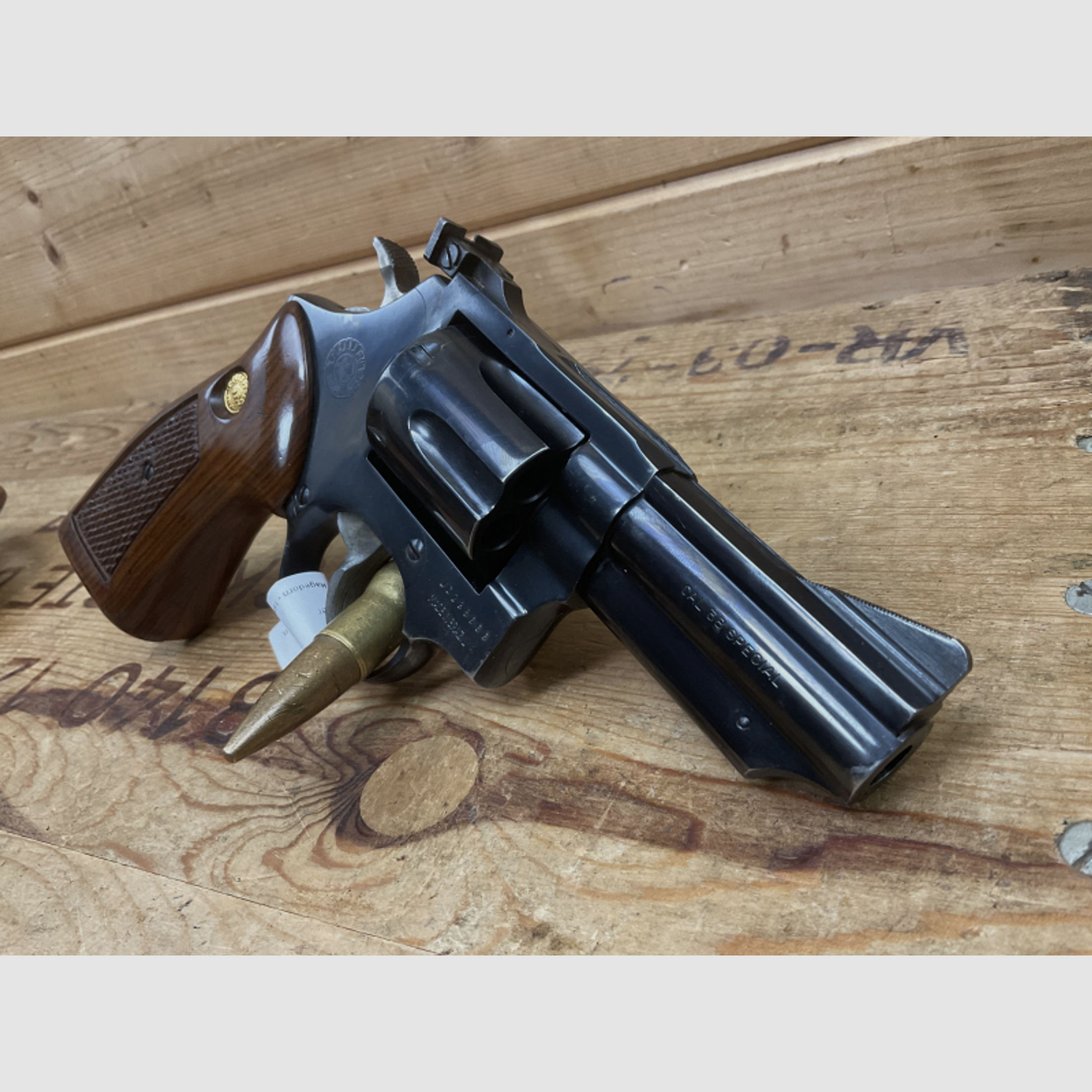 Revolver Taurus Brasil, Kal..38Spezial. 3Zoll mit Lederholster