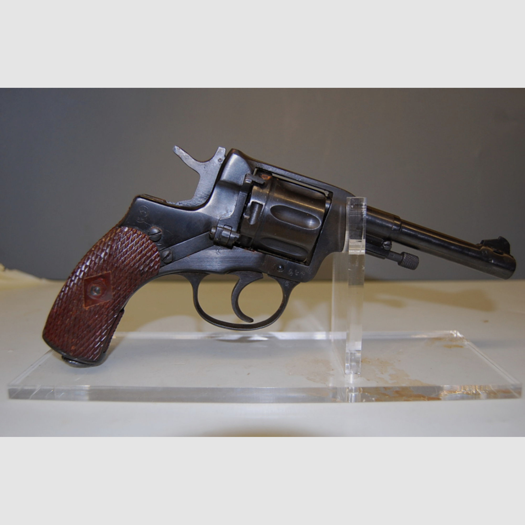 Sammlerwaffe Revolver Nagant M 1941 Konvertiert auf Kal 4mm M20 sehr schönes Sammlungsb