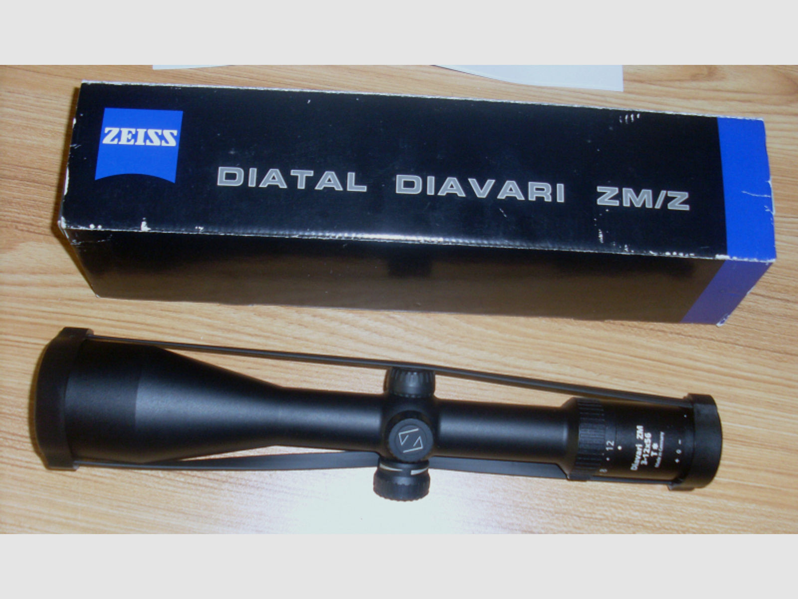 Zeiss Diavari VM 3-12x56 Abs 40 mit Leuchtpunkt und Innenschiene