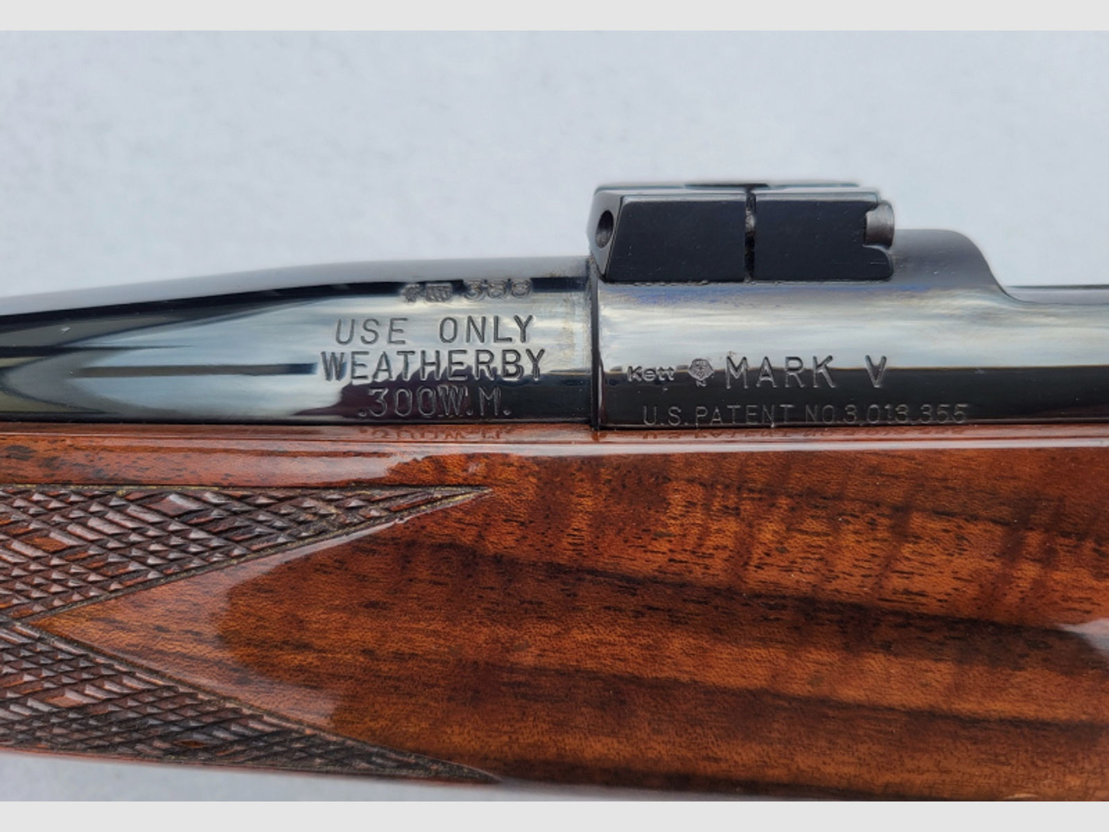 WEATHERBY Mark V in 300 WBY Mag