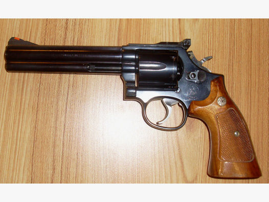 Smith & Wesson 586 Revolver 357 Magnum 6 Zoll
