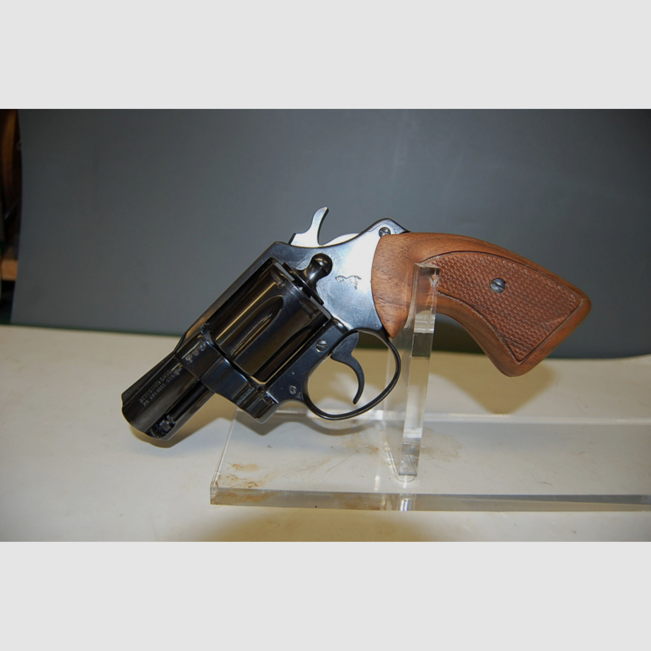Colt DAA Revolver Detektiv 2" Lauf Kal.38Spez. im Bestzustand vom Sammler Beschuß 75