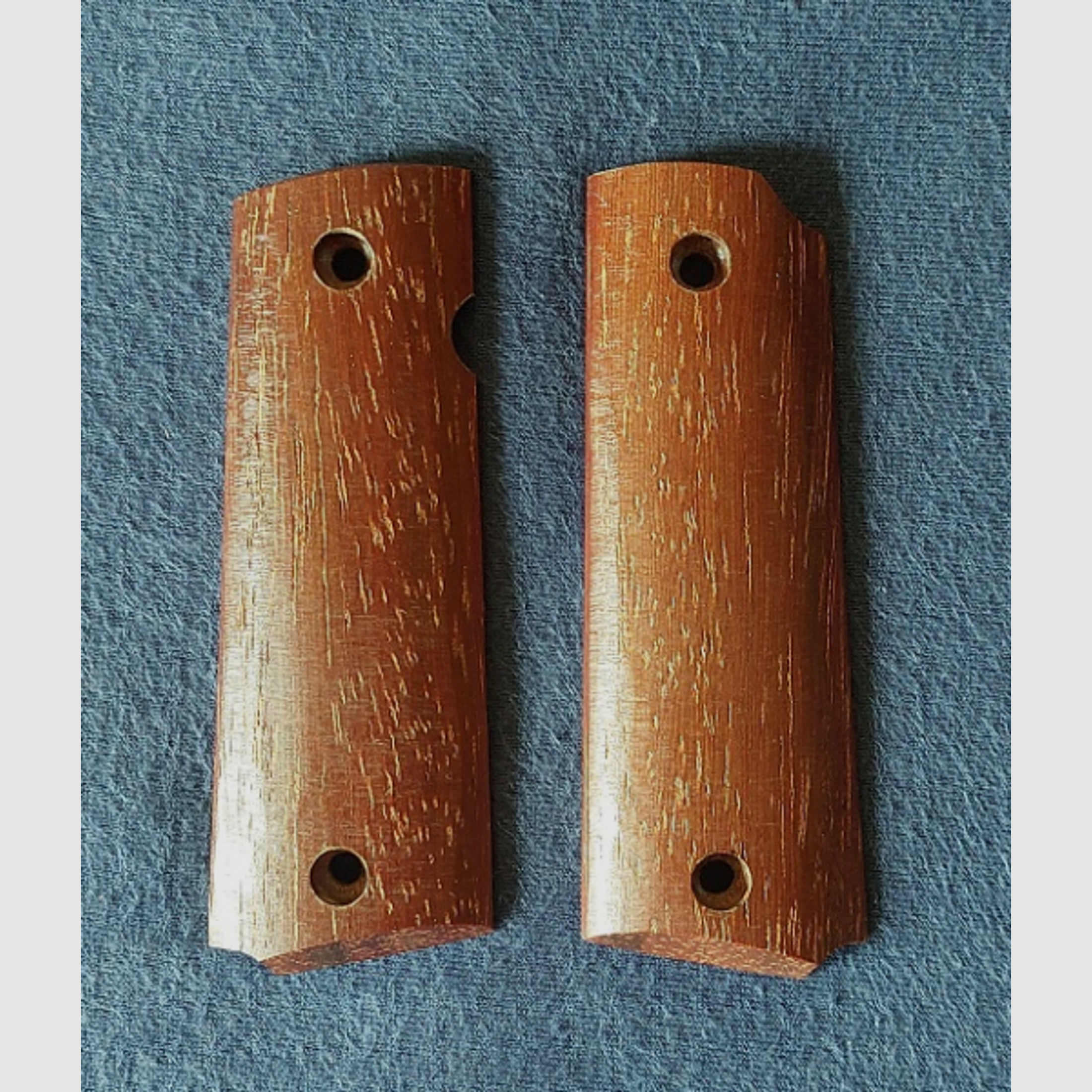 Holzgriffschalen für Colt 1911 Schreckschusspistole