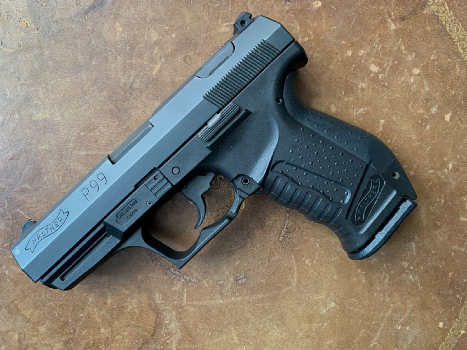 Walther P 99 .40S&W