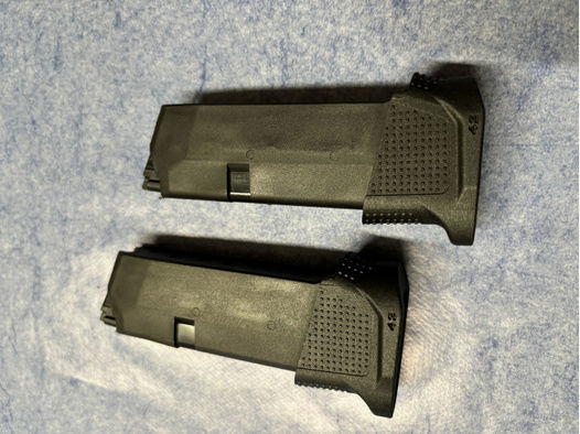 Zwei Original Glock 43- Magazine 9mm mit 8 Schuß