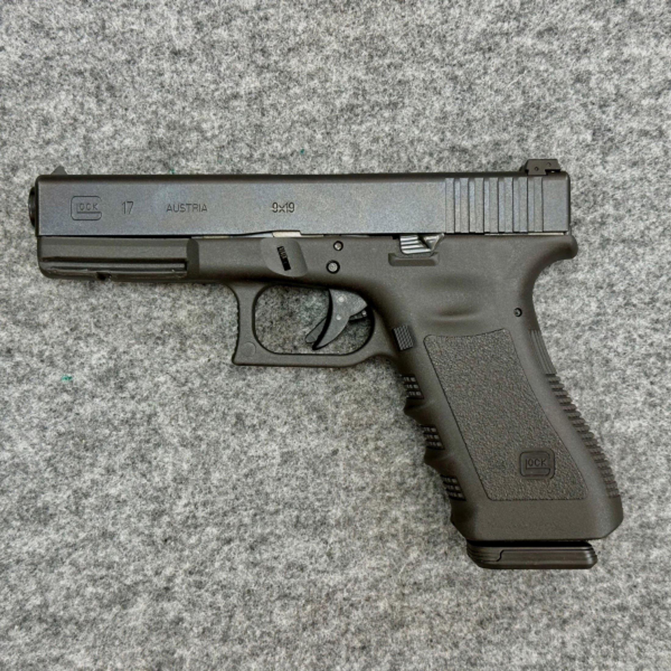 Pistole Glock 17 Gen3 4mmM20 - versandkostenfrei -