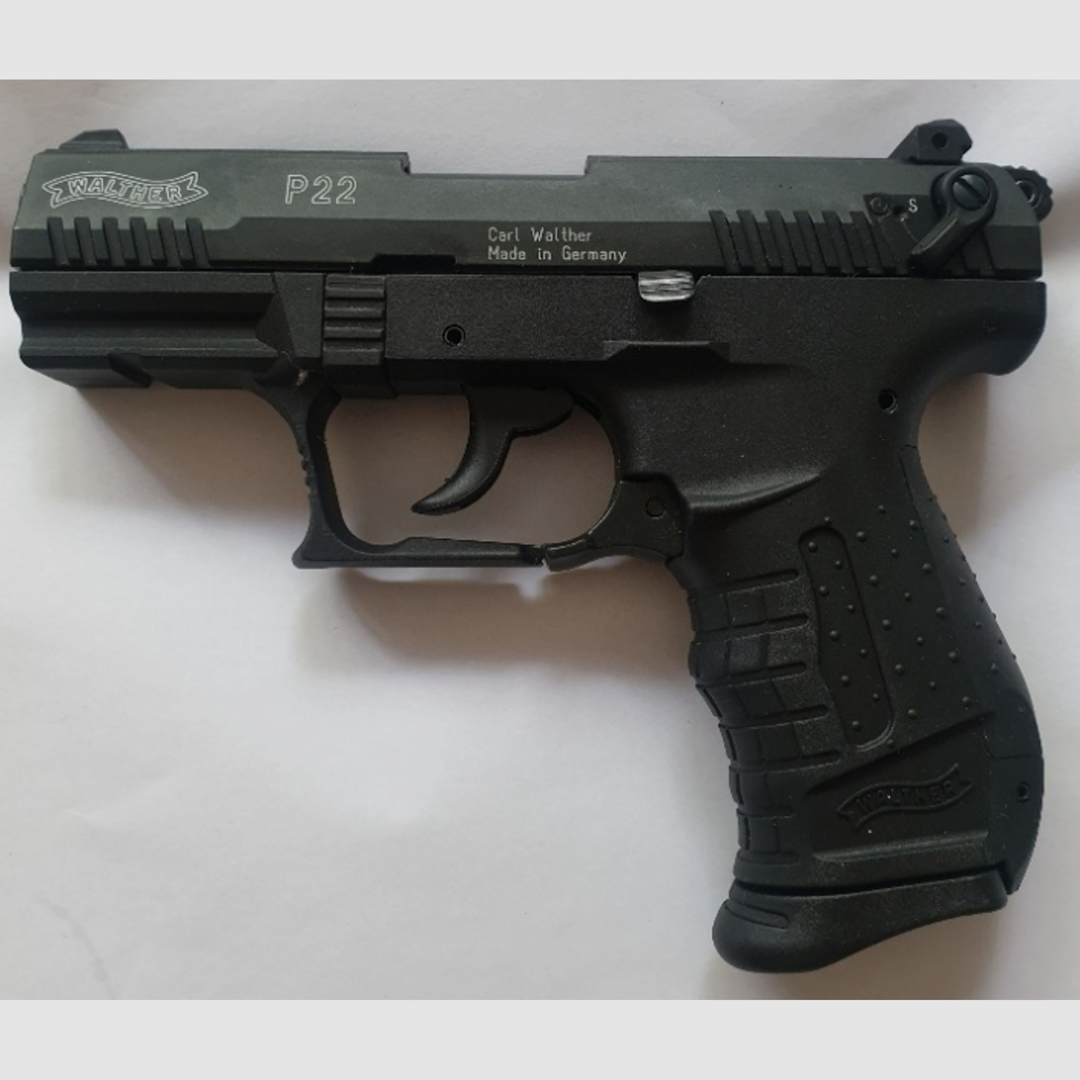 Schreckschusspistole Walther P22 black cal 9mm PAK + Munition