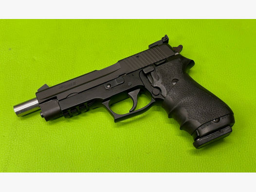 Pistole SIG Sauer P220 X-Zone .45Auto | .45ACP