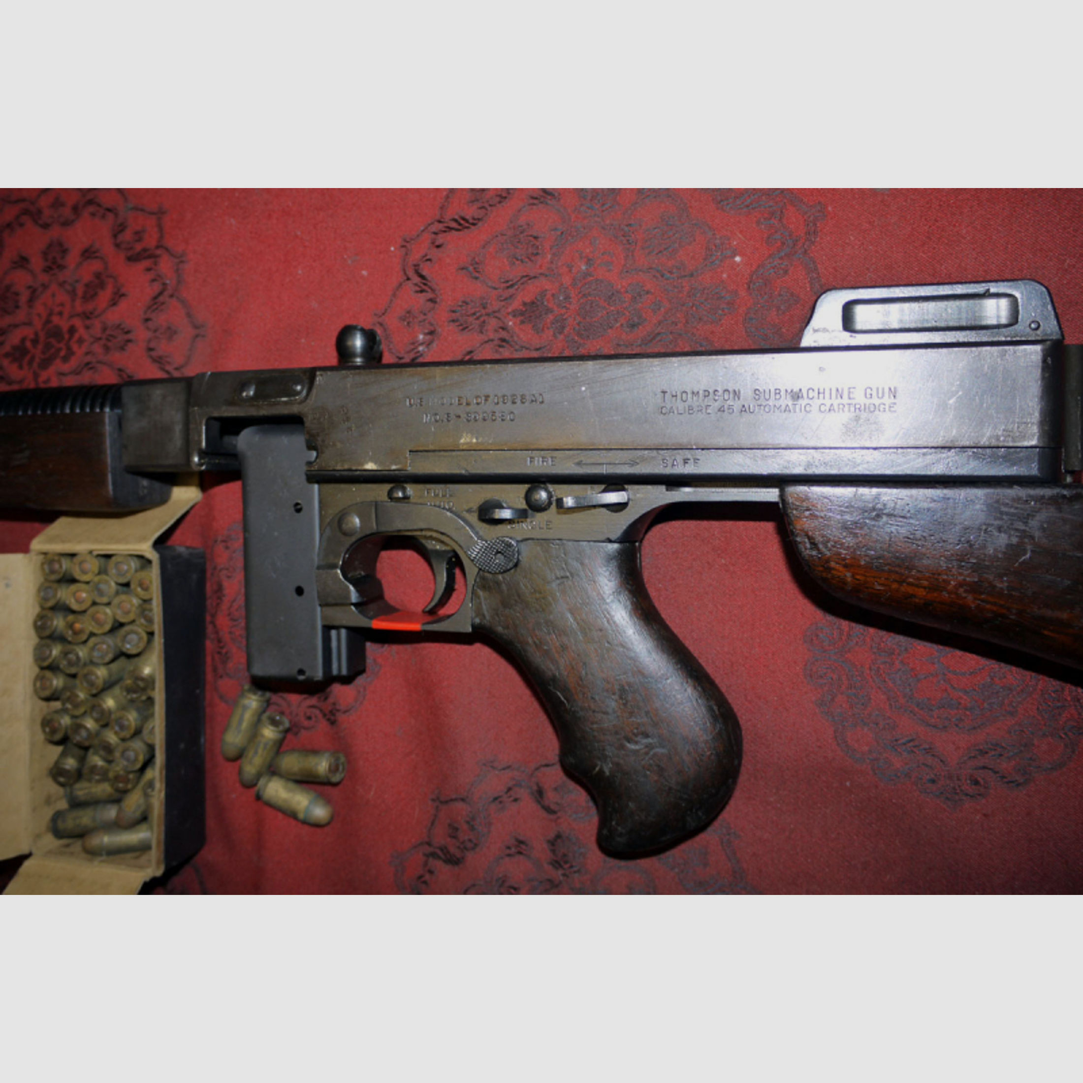Thompson SMG M1928 "Tommy-Gun" Selbstladebüchse Kal.45Auto, Cutts, Lyman Diopter, n.MP40 MP38 StG44