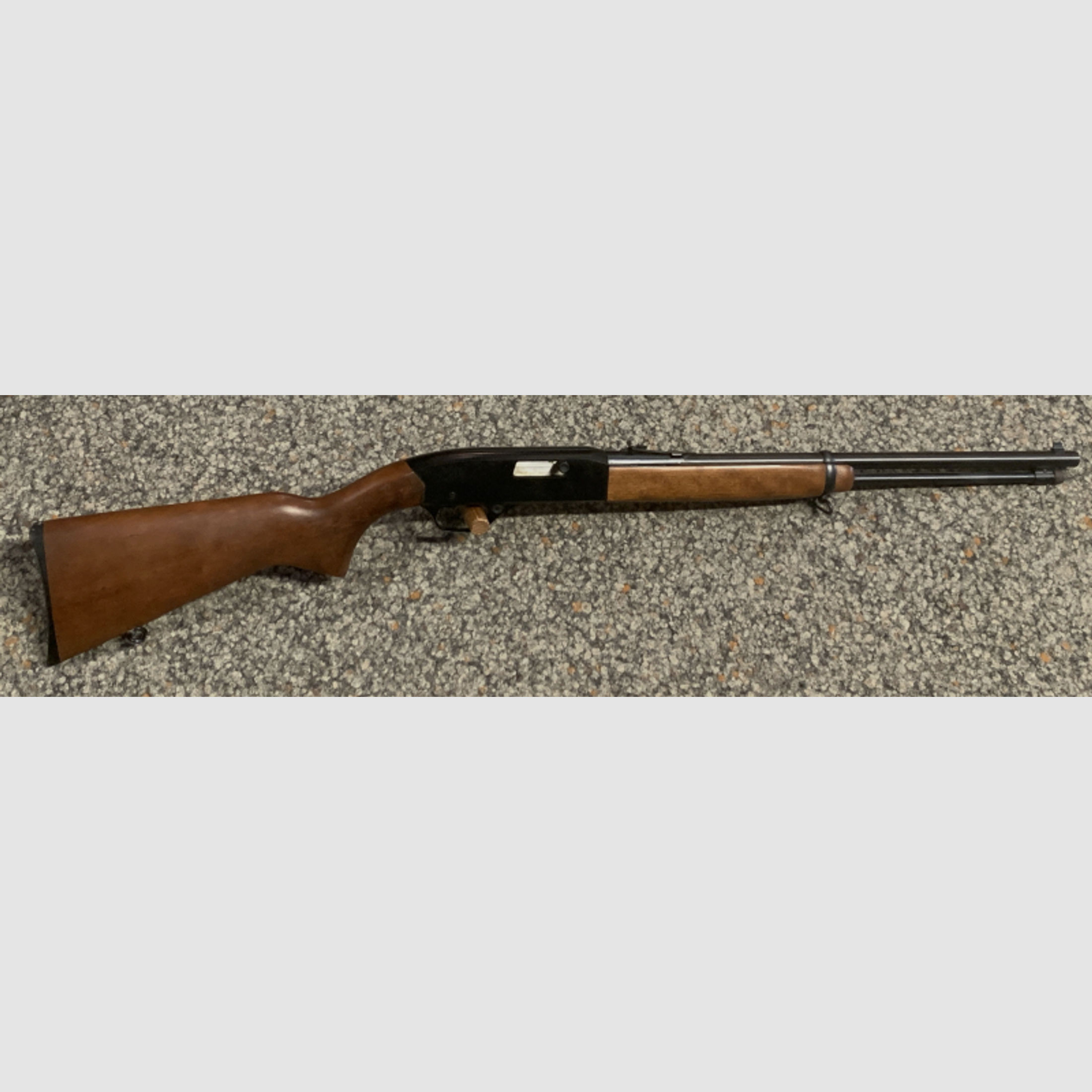 Winchester Mod. 190 .22lr KK-Halbautomat mit 11mm Prismenschiene
