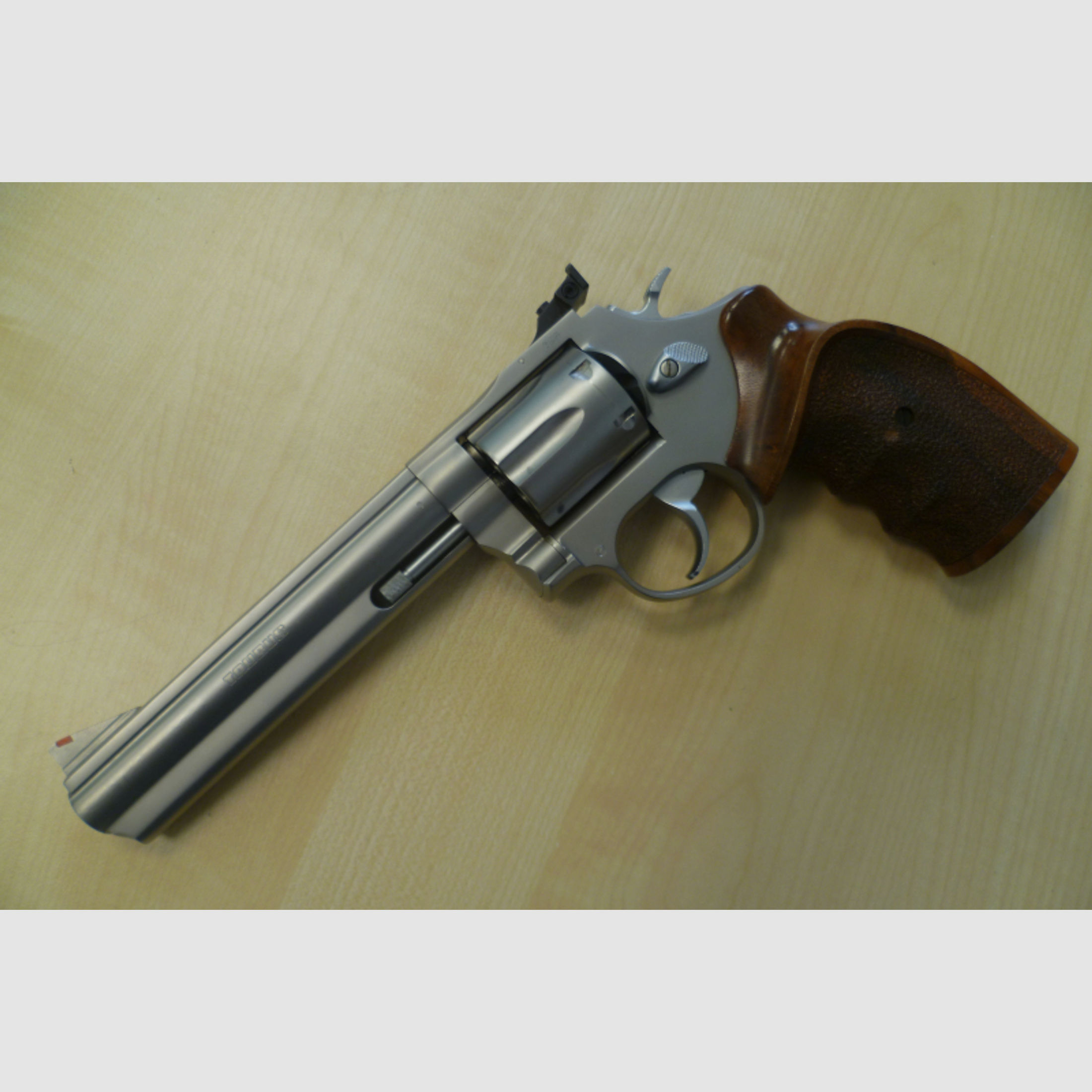 Revolver Taurus M 669 .357 Magnum