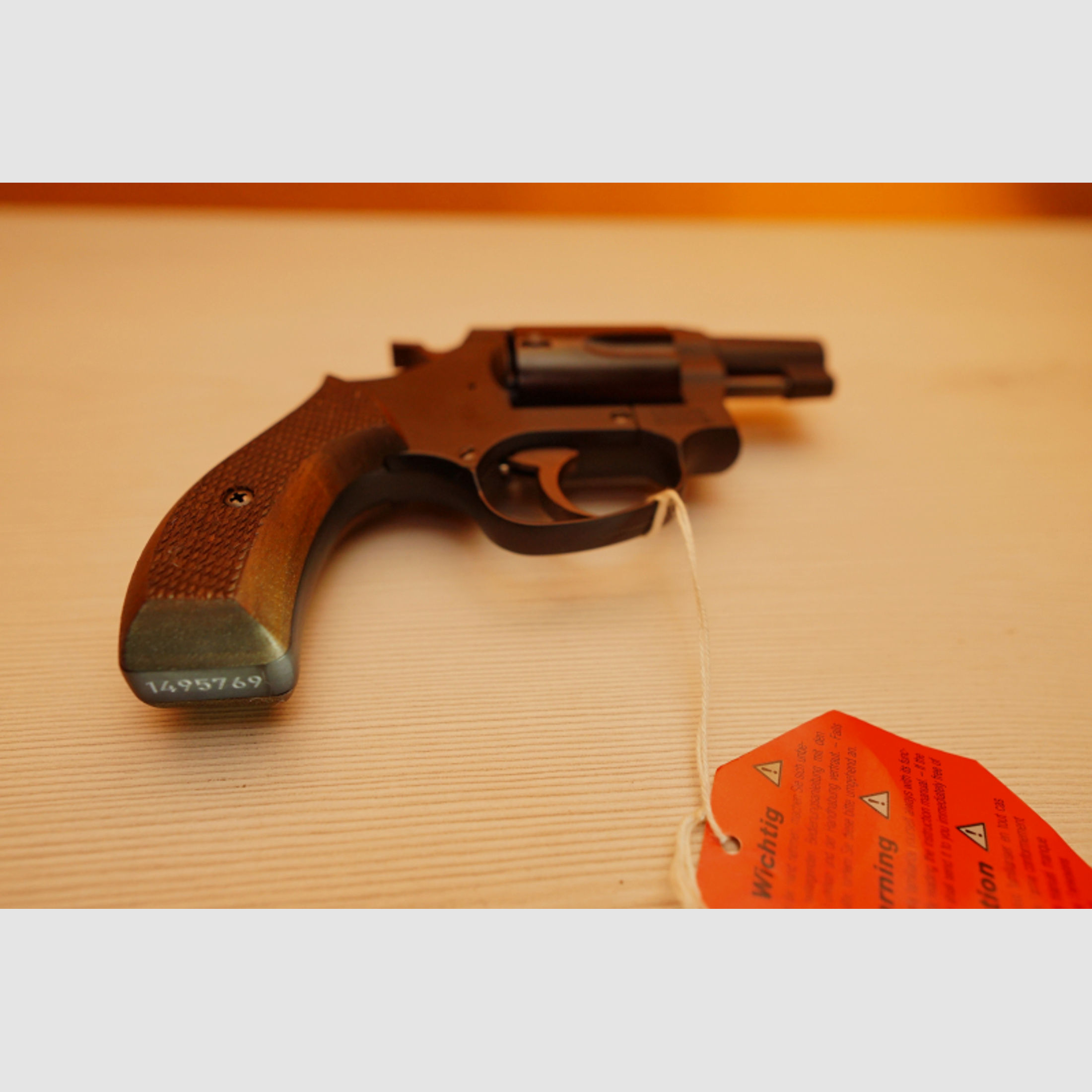 Weihrauch HW88 Beschuss BG = 2016 Schreckschuss Revolver SSW Knall super Airweigtht 9mm a Sammlung
