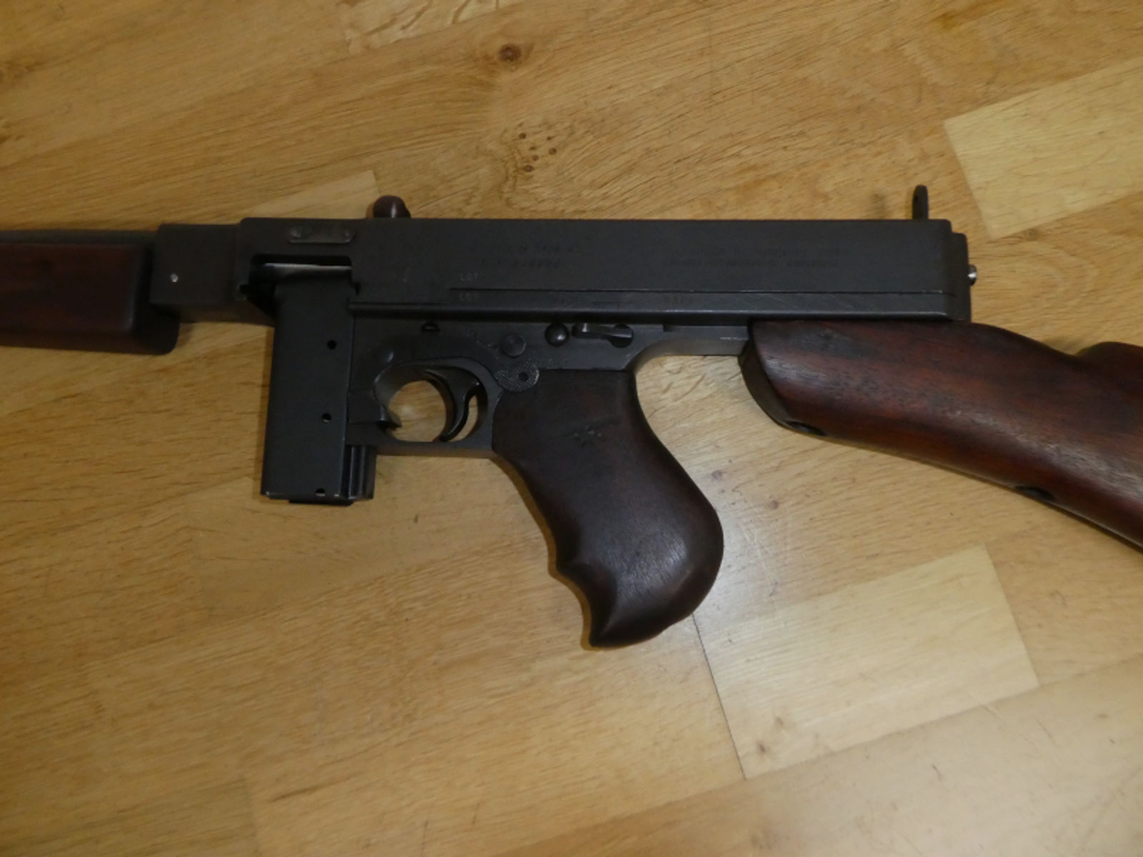 THOMPSON SUBMACHINE GUN - U.S. MODEL OF 1928 A 1 LDT - Kaliber .45 ACP - RARITÄT - SUPER !!!