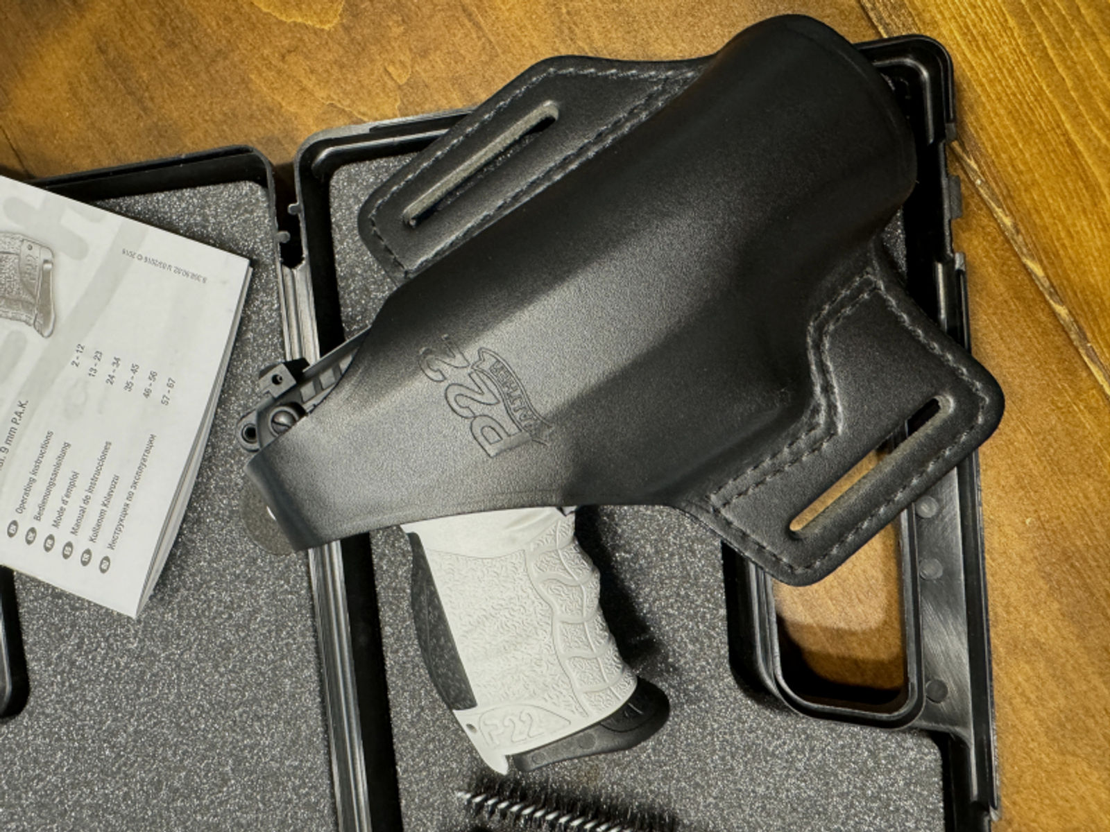 Walther P22Q Chess Schreckschuss Pistole NEU Schwarz/Weiß + Holster Signal Waffe Limited OVP 9mm