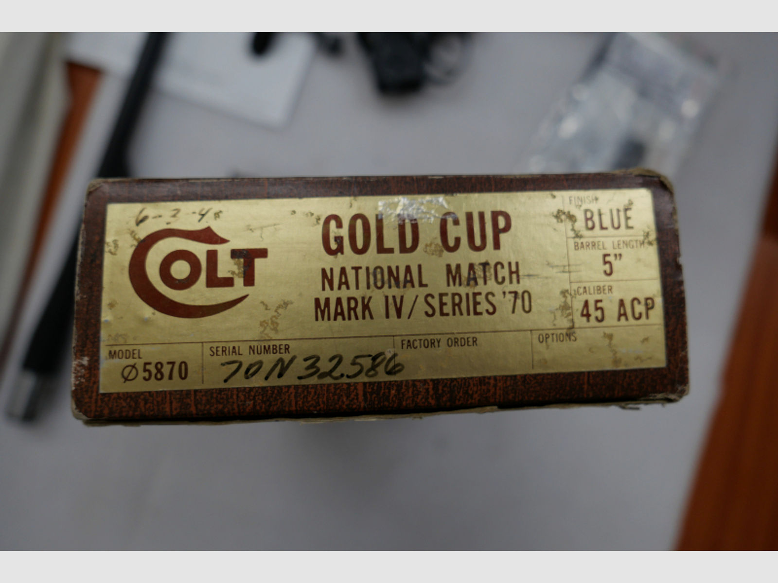 Colt 1911 Serie 70 Gold Cup, cal. 45 ACP, Topzustand!