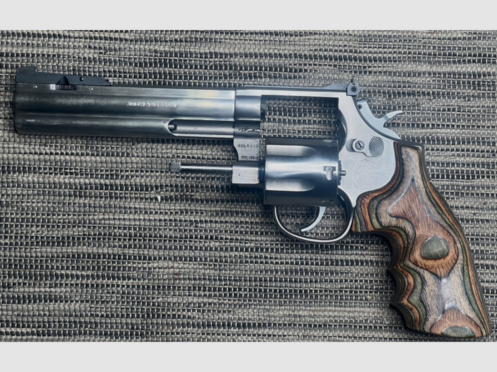 Smith & Wesson 686-Serie 3, AF, Kaliber 357 Mag.