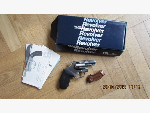 Revolver Smith & Wesson Mod. 60 no dash, Kal. .38Special