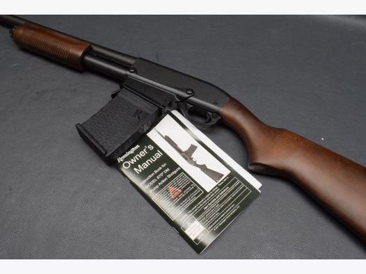 Remington Repetierflinte 870 DM, Laufl. 47cm, Kaliber 12/76 Magnum, Neuware