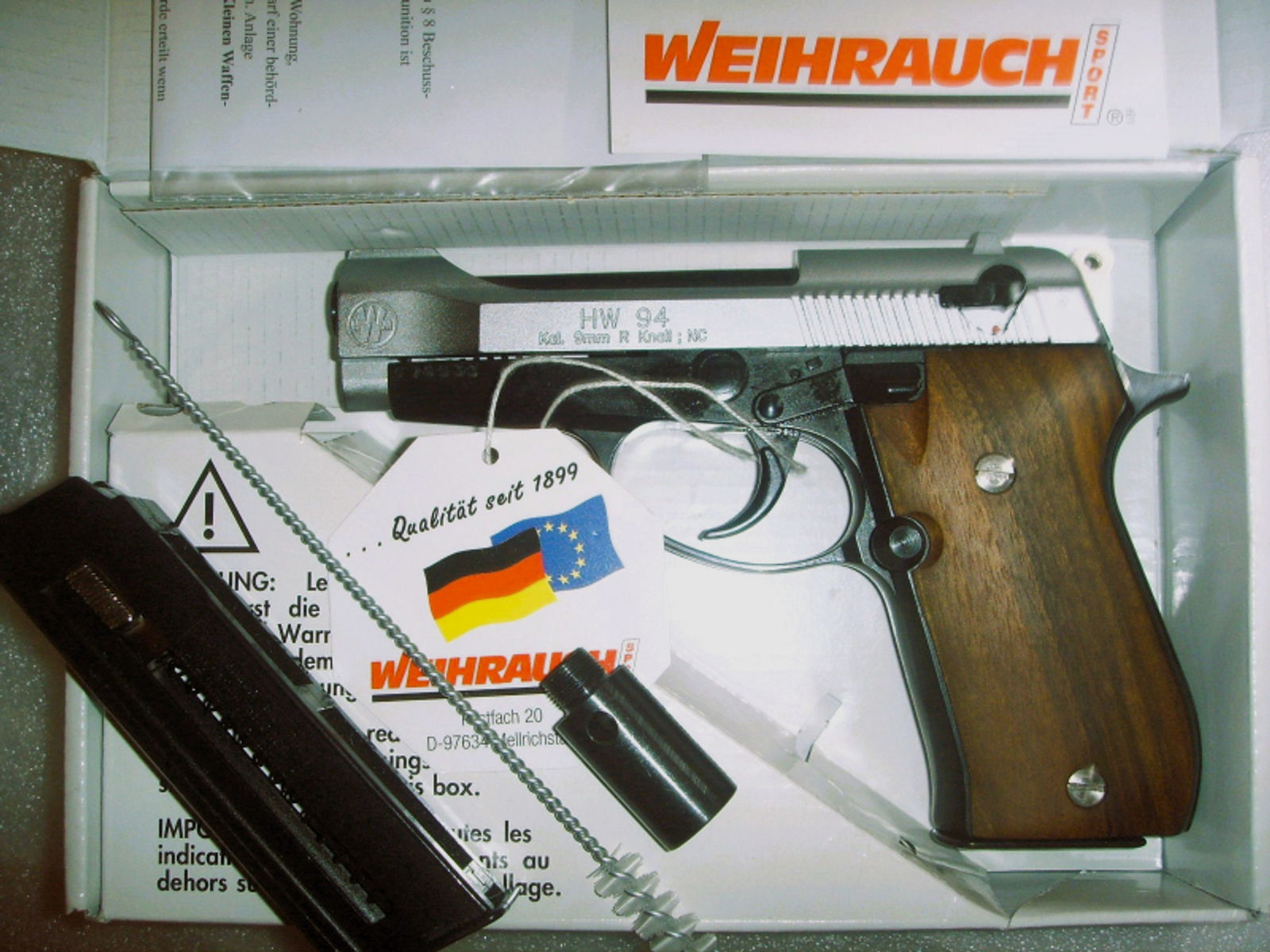Weihrauch HW 94 BiColor m. Holzgriffschalen, inkl. 2 Magazine, OVP, neuw. u. ungeschossen