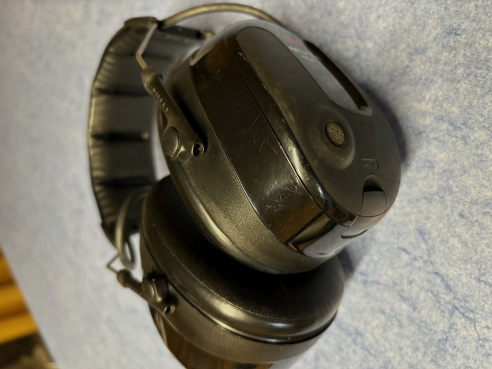 Elektronischer Kapselgehörschutz Peltor ProTac III