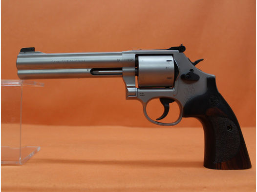 Revolver .357Magnum Smith&Wesson/ S&W686-6 International Stainless matt, 6" Lauf/ Mikrometervisier