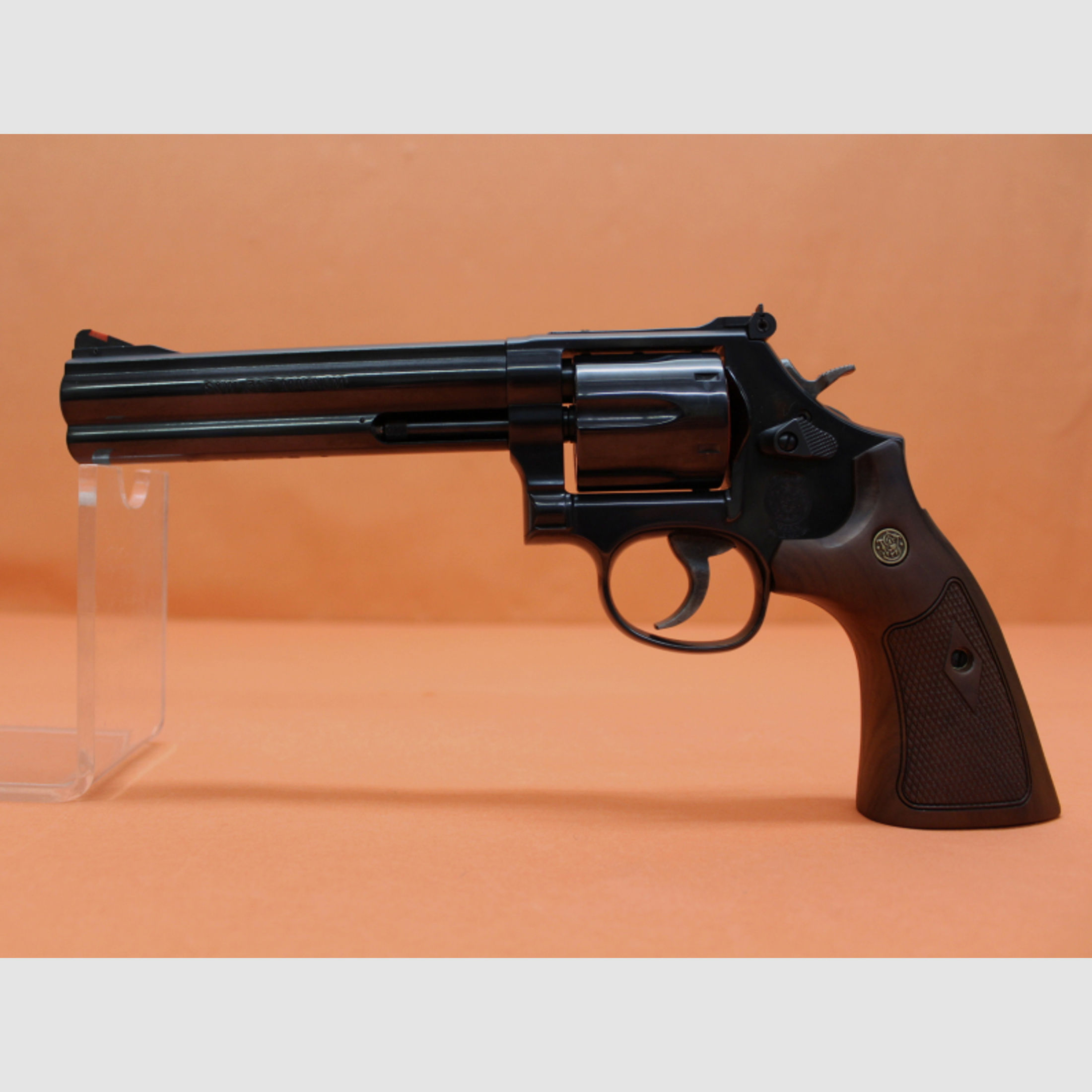Revolver .357Magnum Smith&Wesson/ S&W586-8 6" Lauf/ Mikrometervisier/ Holzgriffschalen