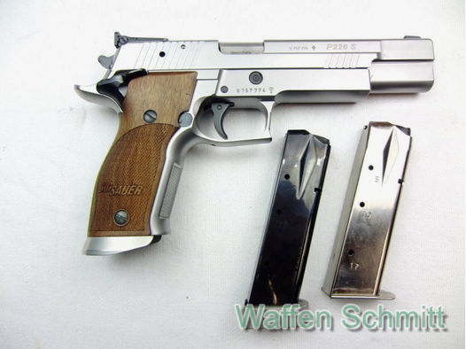 Sportpistole SIG Sauer P226 Sport, Kaliber 9mm Luger. Im Originalkoffer.Guter Zustand!!!