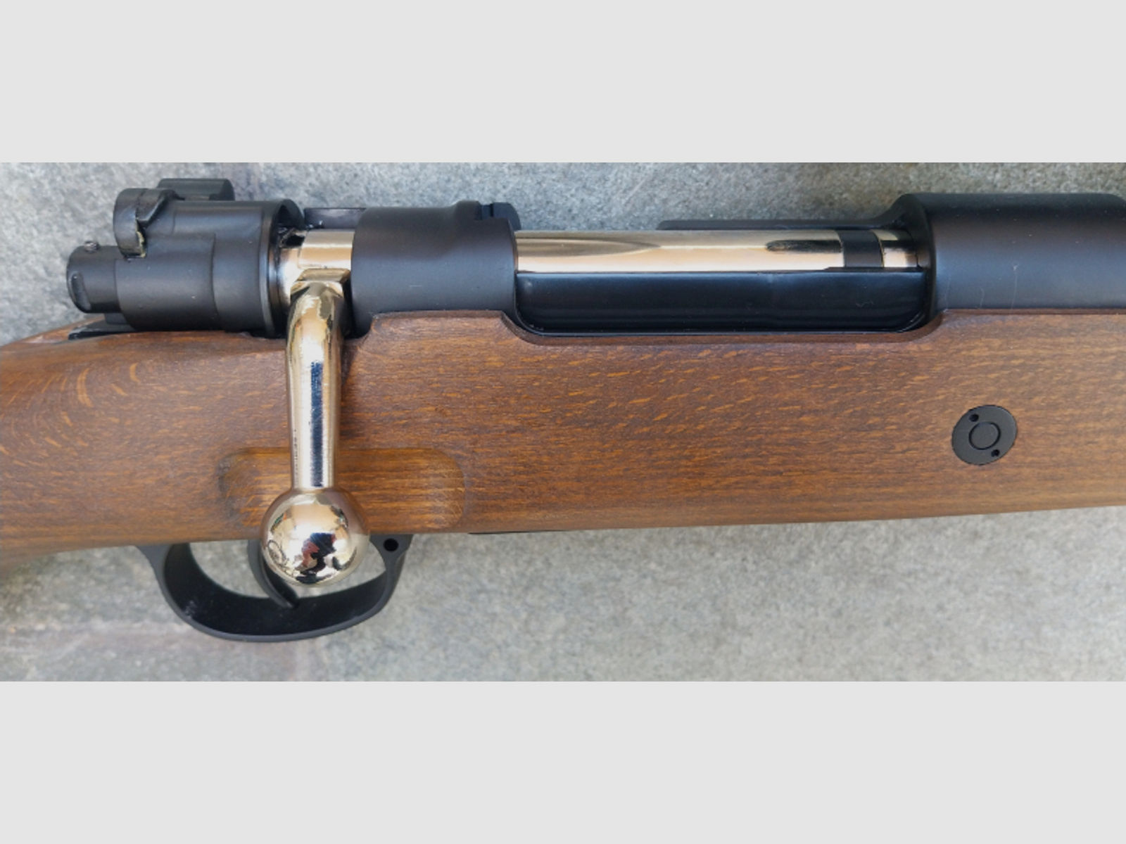 Double Bell Karabiner 98K Bolt-Action Springer Gewehr mit Hülsenauswurf inkl. 3-7x28 ZF 6mm BB Echth