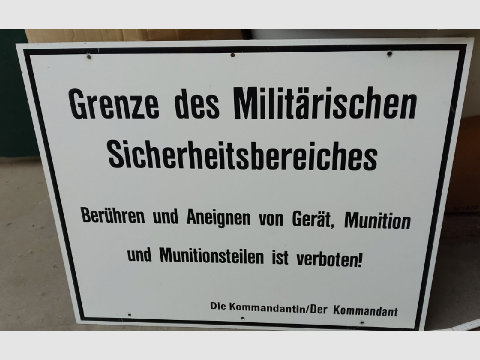Bodenfund Hinweis-Warn-Schild Militaria-Sammlerstück Blechtafel