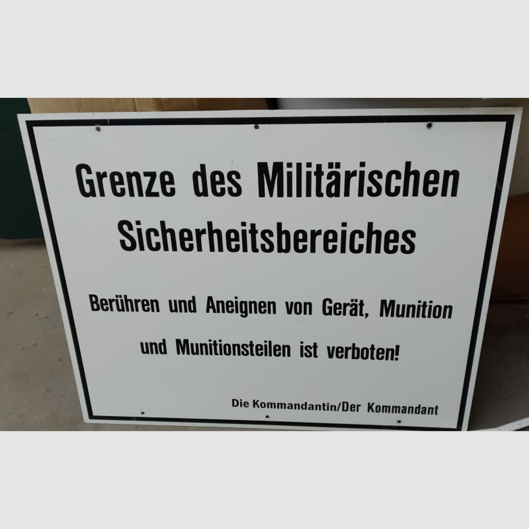 Bodenfund Hinweis-Warn-Schild Militaria-Sammlerstück Blechtafel