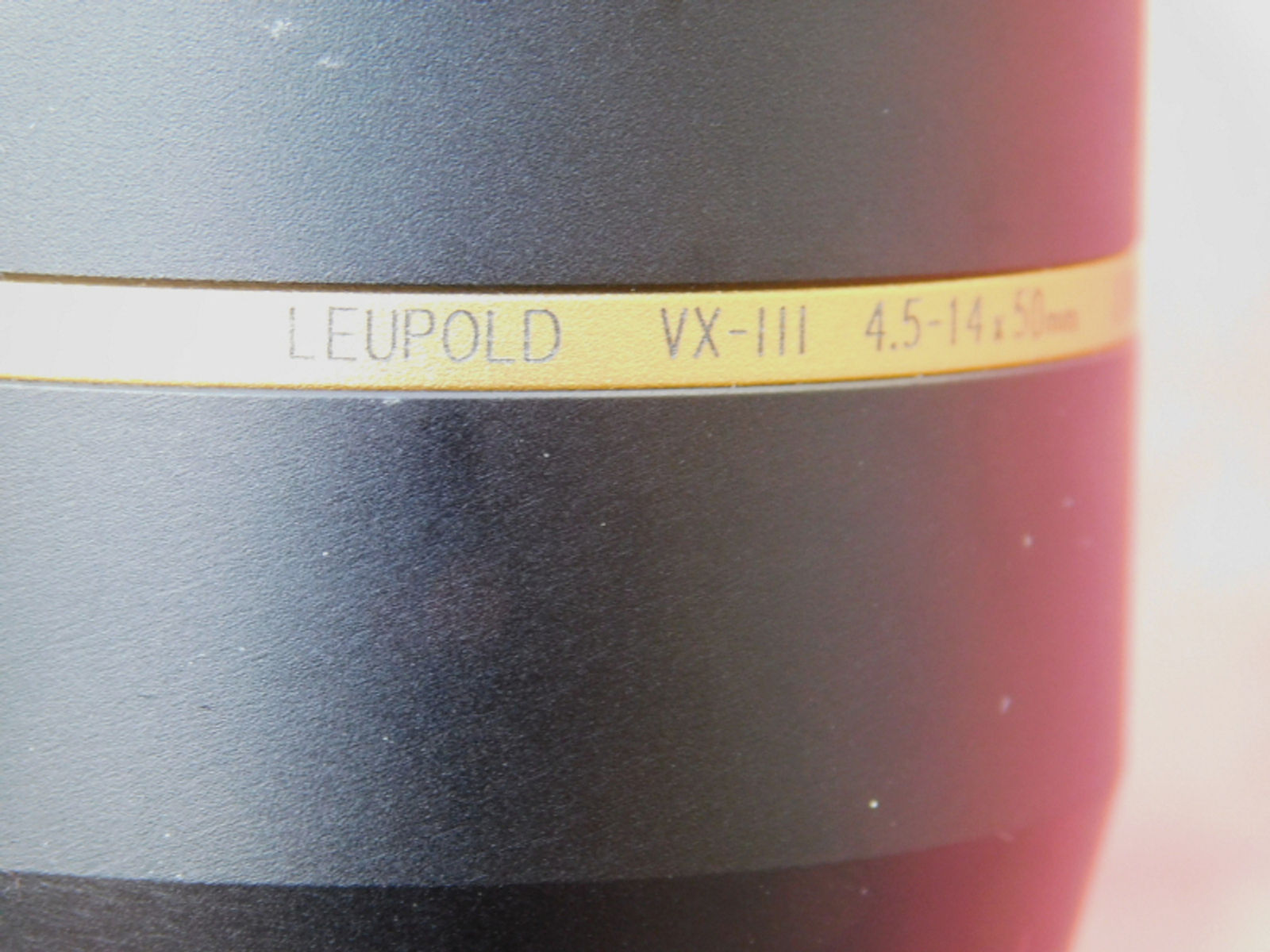 Leupold Vari x III 4,5-14x50 Long Range mit Leuchtpunkt und Parallaxeausgleich