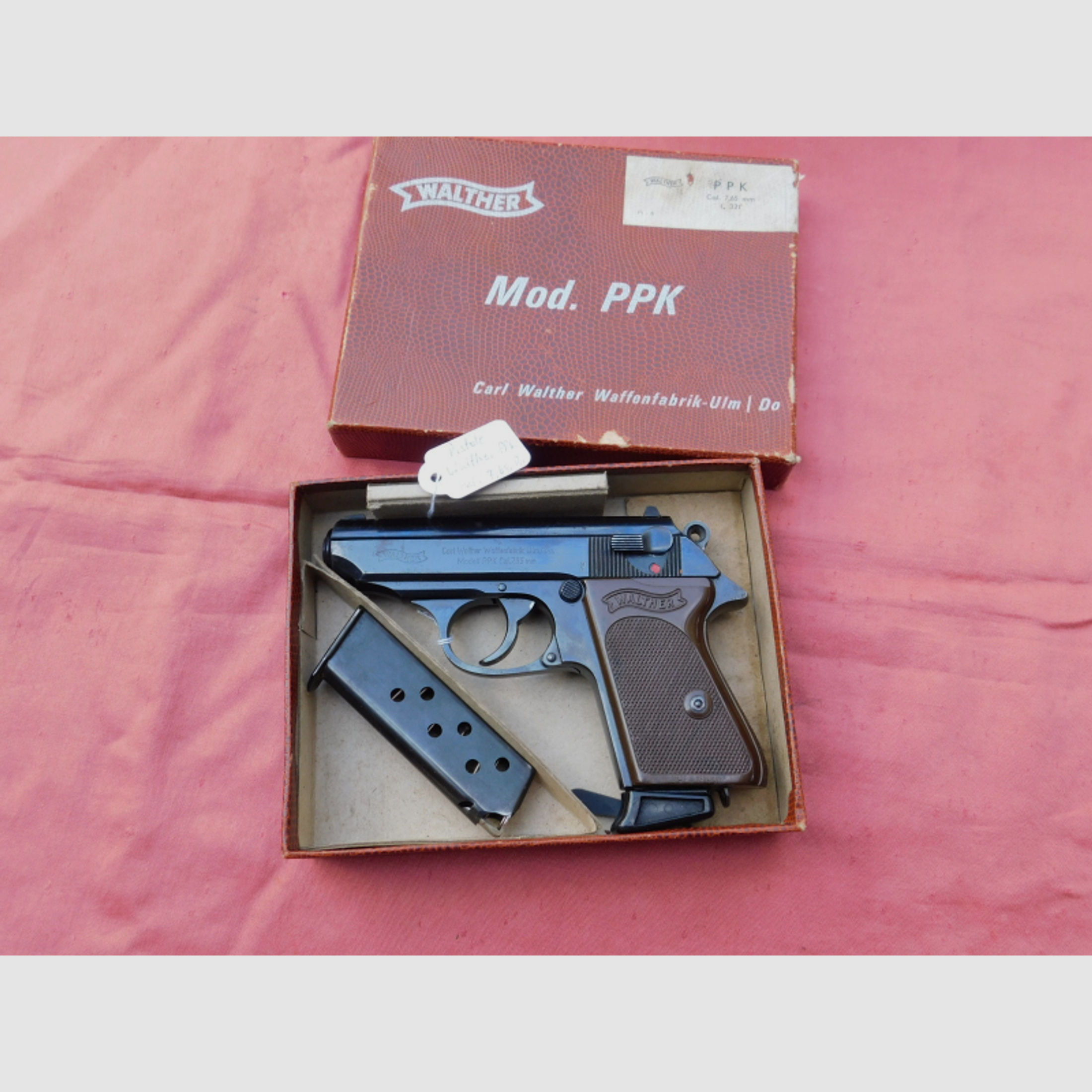 Walther PPK Kal. 7.65 Br mit Reservemagazin und original Box