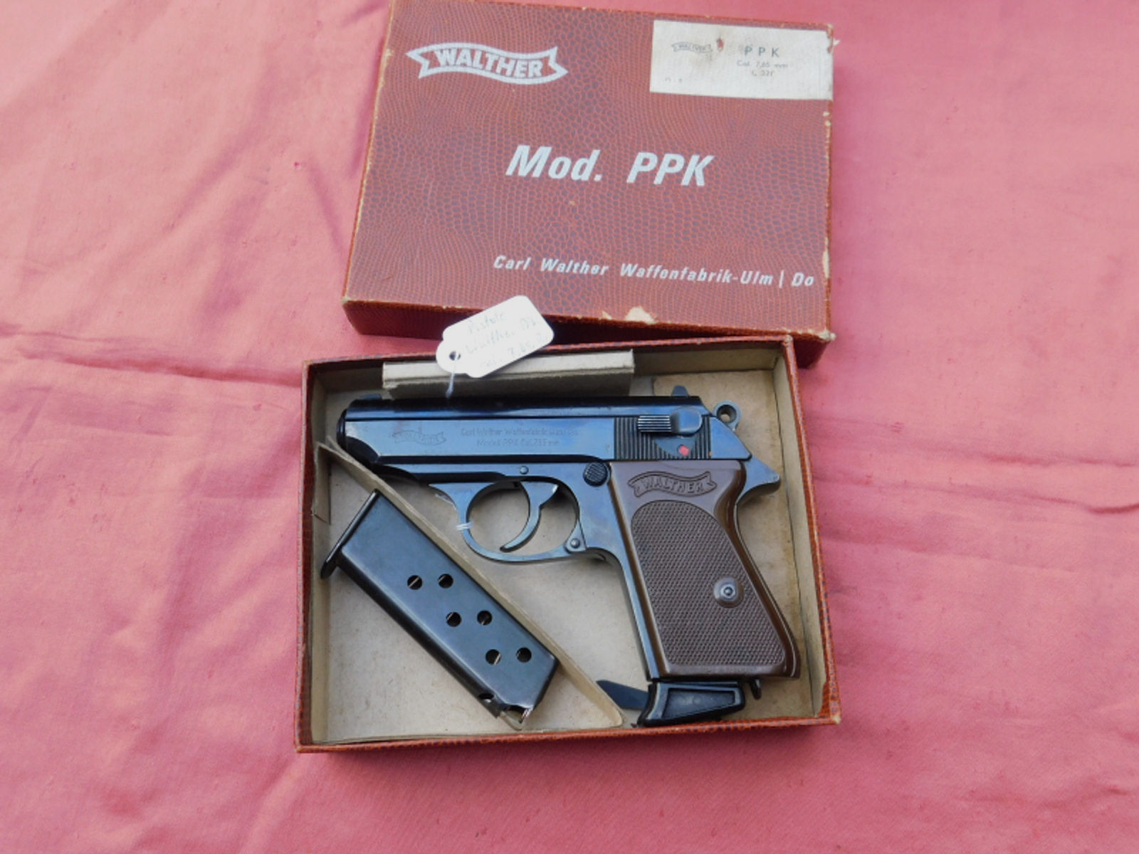 Walther PPK Kal. 7.65 Br mit Reservemagazin und original Box