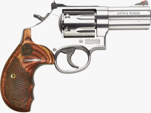 Smith & Wesson Model 686 Plus Deluxe Revolver