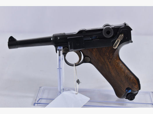 Deutsche Waffen- und Munitions 08 9mmLuger Pistole