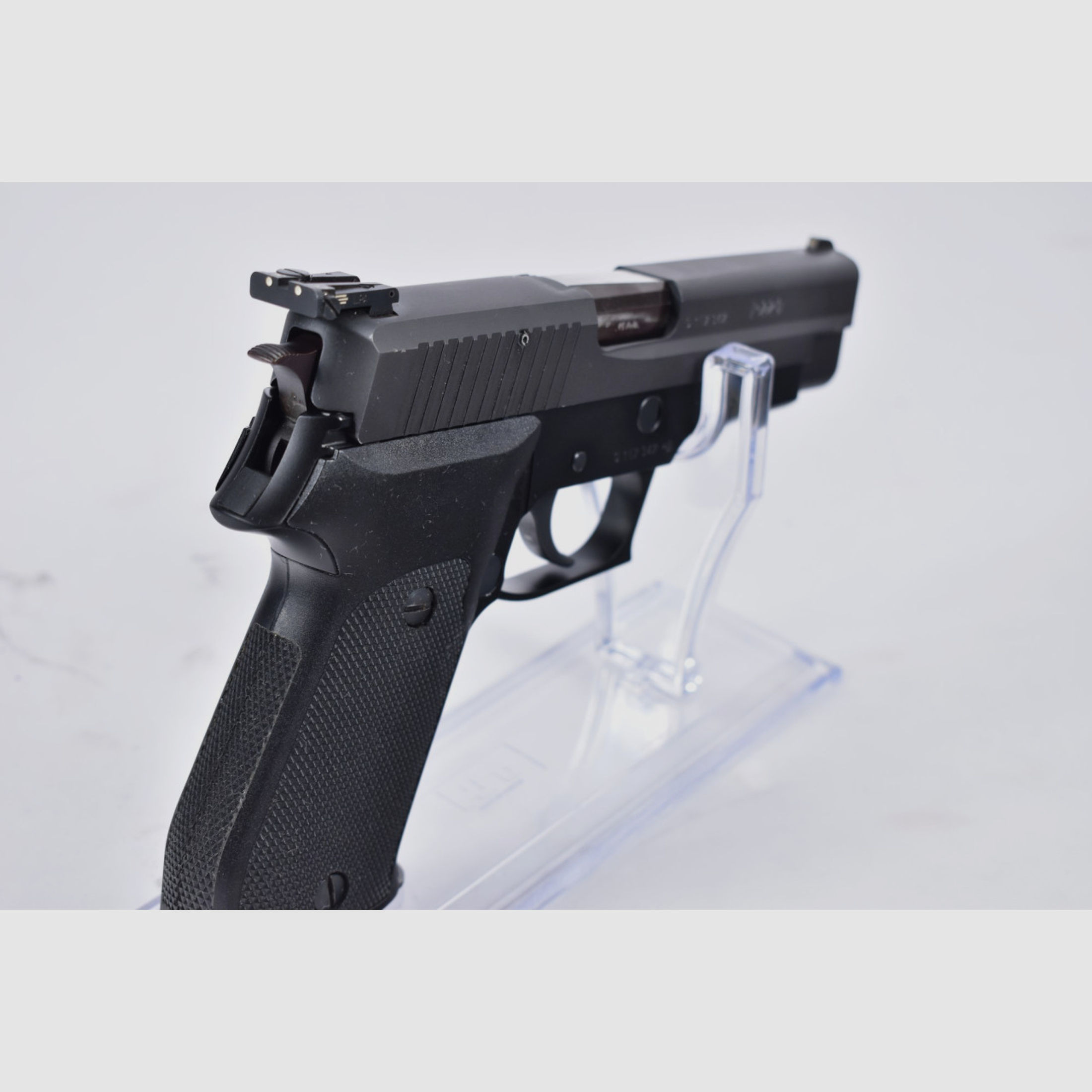 Sig Sauer P220-1 .45Auto Pistole